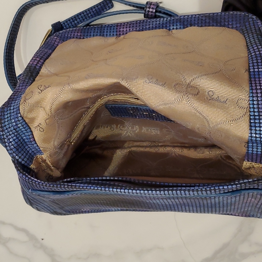 Handbag - Picture 4 of 4